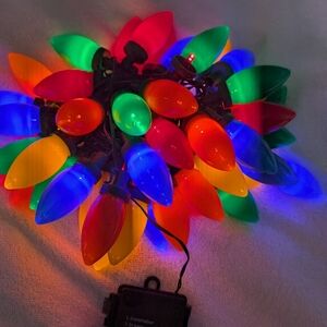 Christmas Lights Battery Operated LED Multicolor String Lights 27.5Ft C9 LED EUC